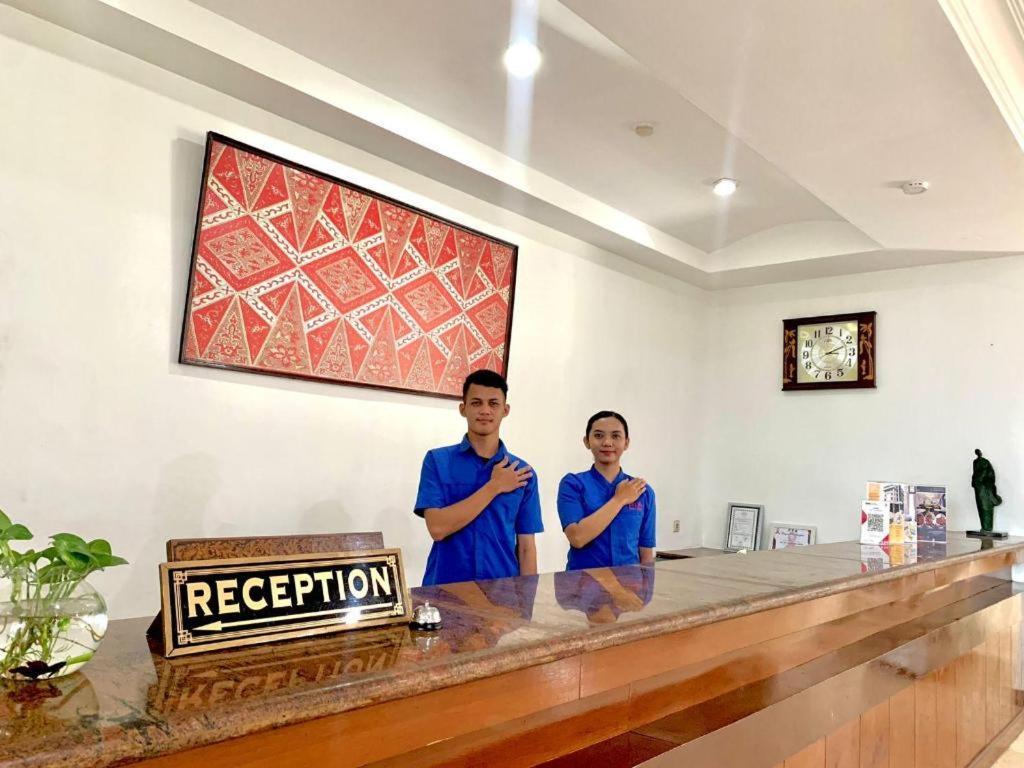 Pia Hotel Pangkalpinang Pangkalan Baru Exterior foto